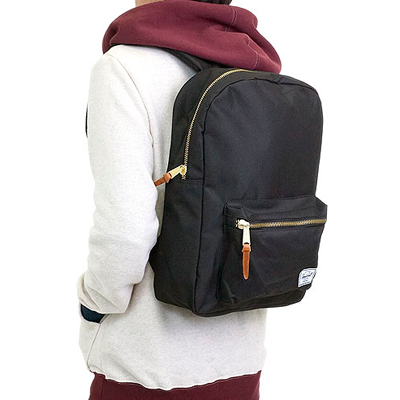 Mochila settlement para Macbook Pro hasta 13" Herschel Negra